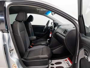 Седан Volkswagen Polo 2019 года, 1299000 рублей, Красноярск