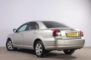 Седан Toyota Avensis 2006 года, 729000 рублей, Новосибирск