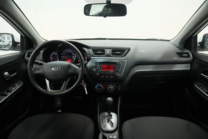 Хэтчбек Kia Rio 2012 года, 1125000 рублей, Курск