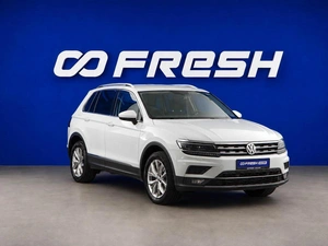 Внедорожник Volkswagen Tiguan 2018 года, 2389000 рублей, Москва