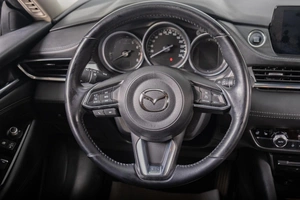 Седан Mazda 6 2019 года, 2549000 рублей, Томск