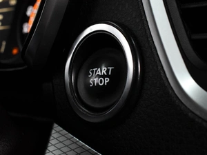 Седан ВАЗ (LADA) Vesta Cross 2024 года, 1599000 рублей, Воронеж