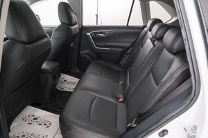 Внедорожник Toyota RAV4 2021 года, 3549000 рублей, Красноярск