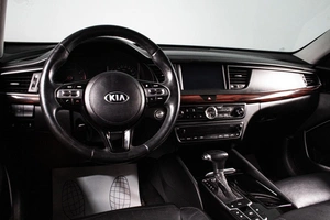 Седан Kia K7 2016 года, 2089000 рублей, Сургут