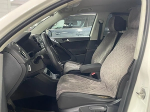 Внедорожник Volkswagen Tiguan 2013 года, 1299000 рублей, Ачинск