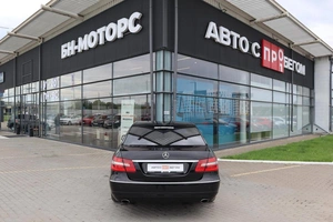 Седан Mercedes-benz E-класс 2010 года, 2150000 рублей, Мирное