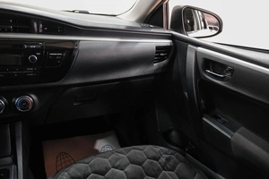 Седан Toyota Corolla 2013 года, 1169000 рублей, Новокузнецк