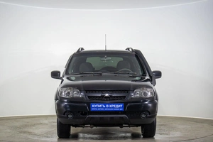 Внедорожник Chevrolet Niva 2012 года, 549000 рублей, Оренбург