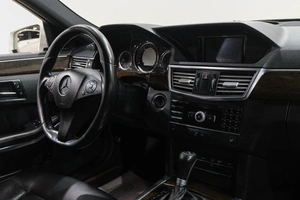 Седан Mercedes-benz E-класс 2010 года, 1719000 рублей, Новокузнецк