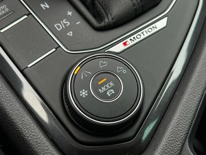 Внедорожник Volkswagen Tiguan 2019 года, 2399000 рублей, Ижевск
