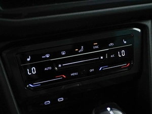 Внедорожник Volkswagen Tiguan 2021 года, 2370900 рублей, Москва