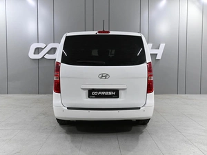 Минивэн Hyundai H-1 2016 года, 2399000 рублей, Аксай
