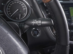 Седан Toyota Camry 2019 года, 2950000 рублей, Ростов-на-Дону