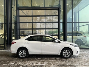 Седан Toyota Corolla 2014 года, 1730000 рублей, Уфа