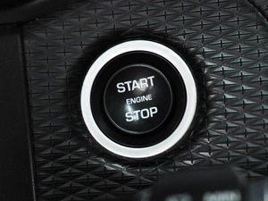 Внедорожник Land Rover Range Rover Velar 2017 года, 3339000 рублей, Воронеж