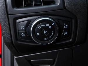 Хетчбэк Ford Focus 2019 года, 1689000 рублей, Ставрополь