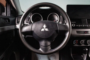 Седан Mitsubishi Lancer 2008 года, 819000 рублей, Сургут