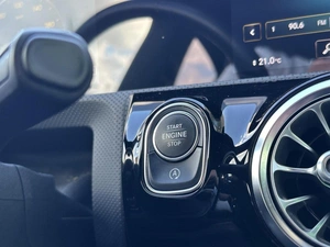 Седан Mercedes-benz CLA-класс 2019 года, 3450000 рублей, Уфа