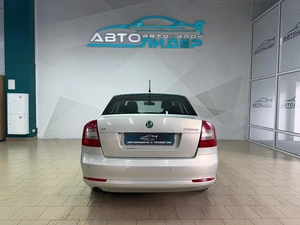 Лифтбек Skoda Octavia 2012 года, 829000 рублей, Красноярск