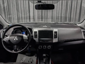 Внедорожник Mitsubishi Outlander 2010 года, 999000 рублей, Красноярск