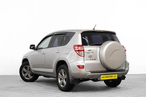 Внедорожник Toyota RAV4 2009 года, 1339000 рублей, Барнаул