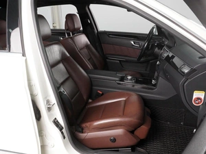 Седан Mercedes-benz E-класс 2011 года, 1988000 рублей, Минеральные Воды