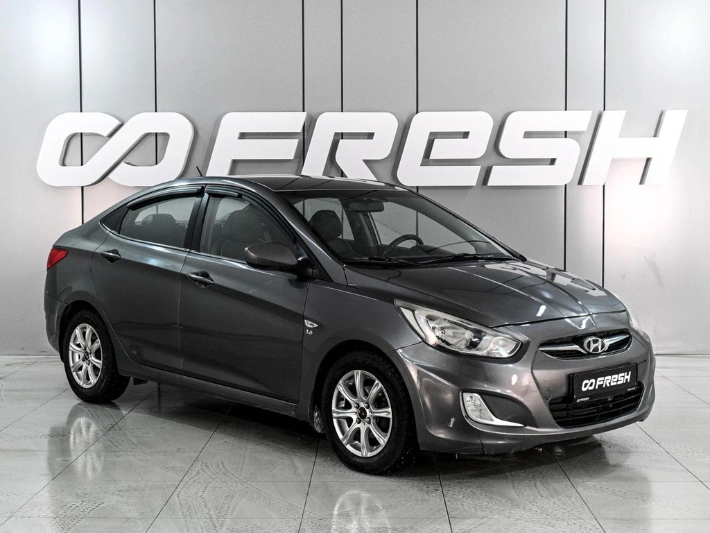 Седан Hyundai Solaris 2012 года, 900000 рублей, Аксай