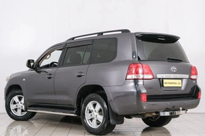 Внедорожник Toyota Land Cruiser 2011 года, 3149000 рублей, Красноярск