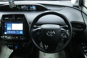 Лифтбек Toyota Prius 2019 года, 1738000 рублей, Солонцы