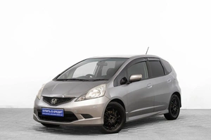 Хетчбэк Honda Fit 2008 года, 699000 рублей, Барнаул