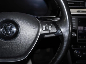 Универсал Volkswagen Passat 2017 года, 1710000 рублей, Санкт-Петербург