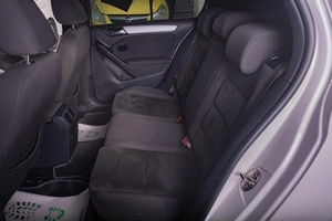 Хетчбэк Volkswagen Golf 2012 года, 749000 рублей, Томск