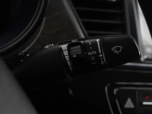 Седан Kia Quoris 2014 года, 2199000 рублей, Тюмень