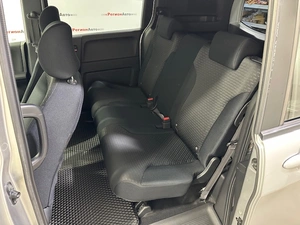 Минивэн Honda Freed 2010 года, 995000 рублей, Красноярск