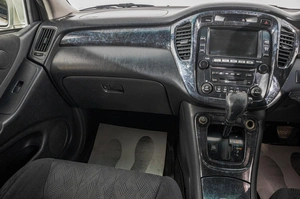 Внедорожник Toyota Kluger 2000 года, 749000 рублей, Барнаул