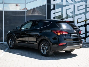 Внедорожник Hyundai Santa Fe 2017 года, 2820000 рублей, Краснодар
