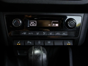Лифтбек Volkswagen Polo 2020 года, 1650000 рублей, Большой Сочи