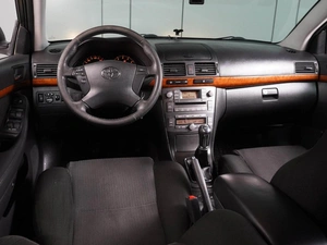 Седан Toyota Avensis 2008 года, 889000 рублей, Воронеж