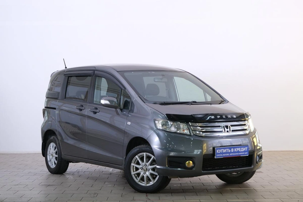 Минивэн Honda Freed 2011 года, 1249000 рублей, Омск