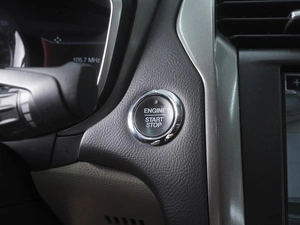 Седан Ford Fusion (North America) 2018 года, 1399000 рублей, Ростов-на-Дону