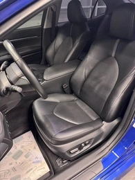 Седан Toyota Camry 2022 года, 2847000 рублей, Красноярск