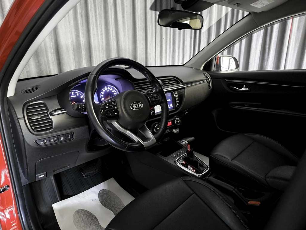 Фото