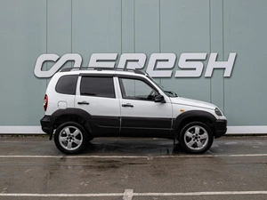 Внедорожник Chevrolet Niva 2015 года, 749000 рублей, Большой Сочи