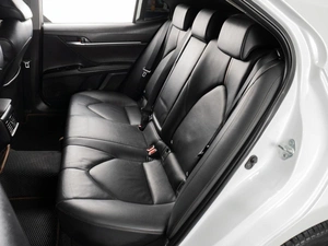 Седан Toyota Camry 2018 года, 2699000 рублей, Тюмень