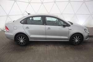 Седан Volkswagen Polo 2017 года, 1200000 рублей, Орёл