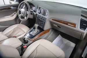 Внедорожник Audi Q5 2011 года, 1499000 рублей, Томск