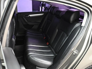 Седан Volkswagen Passat 2011 года, 919000 рублей, Ставрополь