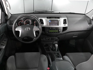 Пикап Toyota Hilux 2013 года, 2620000 рублей, Аксай