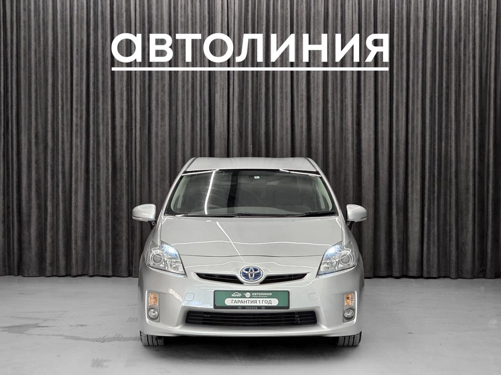 Лифтбек Toyota Prius 2010 года, 895000 рублей, Красноярск