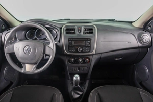 Седан Renault Logan 2016 года, 659000 рублей, Пермь